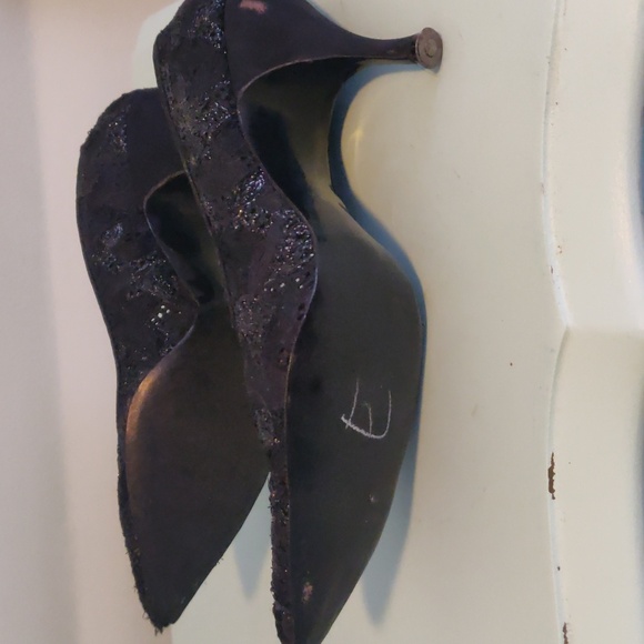 1950's Black Lace Vintage Heels - Picture 4 of 4